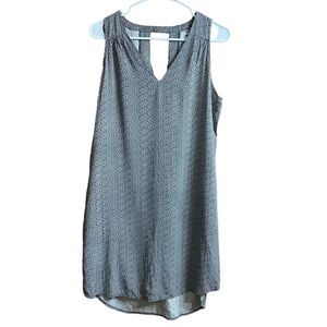 Old Navy Black and White Floral Shift Swing Tunic Sleeveless Dress Size Medium